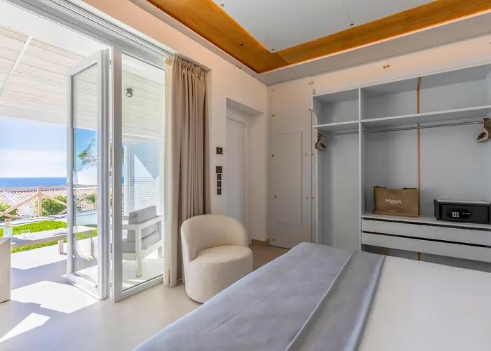 Midenza Suites&Residence
